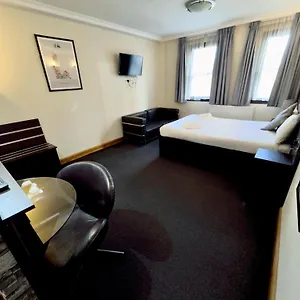 Epsilon Hotel London